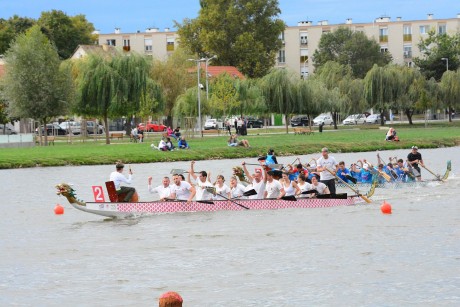 Pénteken és szombaton ismét sárkányhajók a Csónakázó-tónál
